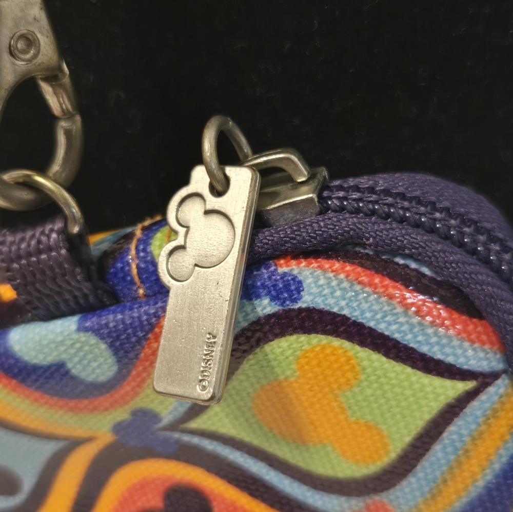 DISNEY Pouch - Picture 6 of 9